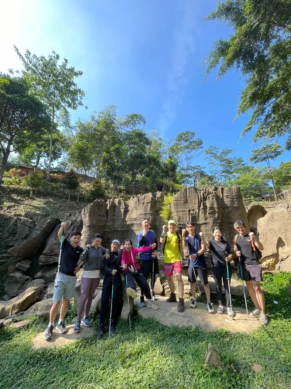 Suasana di sekitar Goa Agung Garunggung.